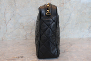 CHANEL Matelasse fringe chain shoulder bag Lambskin Black/Gold hadware Shoulder bag 700100061