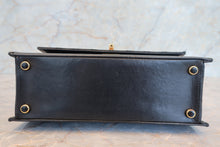 画像をギャラリービューアに読み込む, CHANEL/シャネル 2.55台形チェーンショルダーバッグ ラムスキン ブラック/ゴールド金具 ショルダーバッグ 700110122
