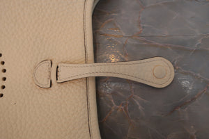 HERMES／エルメス エブリンTPM トリヨンクレマンス ナタ U刻印 ショルダーバッグ 700070265