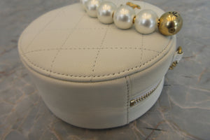 CHANEL/シャネル マトラッセラウンドチェーンショルダーバッグ ラムスキン ホワイト/ゴールド金具 ショルダーバッグ 700030215