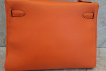 将图片加载到图库查看器，HERMES KELLY 32 Gulliver leather Orange 〇X刻印 Shoulder bag 500070136
