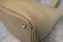 Load image into Gallery viewer, HERMES PICOTIN LOCK MM Clemence leather Trench X Engraving Hand bag 800060137
