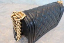 将图片加载到图库查看器，CHANEL/香奈儿 Leboy 链条包 荔枝皮 Black/Gold hadware(黑色/金色金属) 肩背包 800080037

