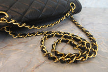 画像をギャラリービューアに読み込む, CHANEL/シャネル マトラッセチェーンショルダーバッグ ラムスキン ブラック/ゴールド金具 ショルダーバッグ 700070074
