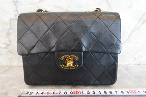 CHANEL/シャネル ミニマトラッセシングルフラップチェーンショルダーバッグ ラムスキン ブラック/ゴールド金具 ショルダーバッグ 700070072