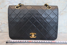 画像をギャラリービューアに読み込む, CHANEL/シャネル マトラッセチェーンショルダーバッグ ラムスキン ブラック/ゴールド金具 ショルダーバッグ 700110120
