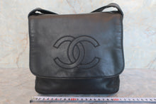 Load image into Gallery viewer, CHANEL CC mark shoulder bag Lambskin Black/Gold hadware Shoulder bag 600080031
