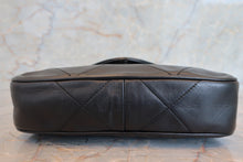 Load image into Gallery viewer, CHANEL CC mark chain shoulder bag Lambskin Black/Gold hadware Shoulder bag 700100086
