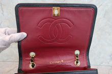 画像をギャラリービューアに読み込む, CHANEL/シャネル マトラッセチェーンショルダーバッグ ラムスキン ブラック/ゴールド金具 ショルダーバッグ 700110120
