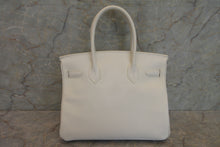 Load image into Gallery viewer, HERMES BIRKIN 30 Epsom leather White □K Engraving Hand bag 600120020
