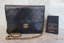 画像をギャラリービューアに読み込む, CHANEL/シャネル マトラッセプッシュロックチェーンショルダーバッグ ラムスキン ブラック/ゴールド金具 ショルダーバッグ 800070118
