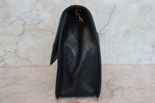 画像をギャラリービューアに読み込む, CHANEL/シャネル 2.55台形チェーンショルダーバッグ ラムスキン ブラック/ゴールド金具 ショルダーバッグ 700110123
