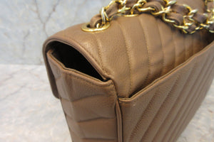 CHANEL/シャネル Vステッチチェーンショルダーバッグ キャビアスキン ブラウン/ゴールド金具 ショルダーバッグ 700080223