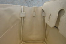 Load image into Gallery viewer, HERMES BIRKIN 30 Epsom leather White □K Engraving Hand bag 600120020
