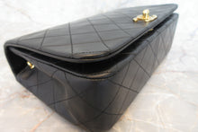 Load image into Gallery viewer, CHANEL Matelasse chain shoulder bag Lambskin Black/Gold hadware Shoulder bag 600120205
