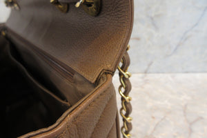 CHANEL/シャネル Vステッチチェーンショルダーバッグ キャビアスキン ブラウン/ゴールド金具 ショルダーバッグ 700080223