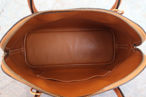 HERMES／エルメス ボリード35 ヴォーガリバー ゴールド 〇V刻印 ショルダーバッグ 700040223