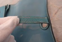 画像をギャラリービューアに読み込む, HERMES／エルメス ドゴンGM トゴ ブルージーン □I刻印 財布 700120184
