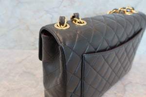 CHANEL Medium Matelasse single flap chain shoulder bag Lambskin Black/Gold hadware Shoulder bag 700100060