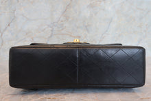 Load image into Gallery viewer, CHANEL Medium Matelasse single flap chain shoulder bag Lambskin Black/Gold hadware Shoulder bag 700100060
