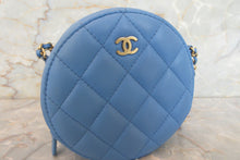 将图片加载到图库查看器，CHANEL/香奈儿 香奈儿19 CF 圆形 链条包 羊皮 Blue/Gold hadware(蓝色/金色金属) 肩背包 700070071
