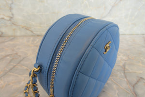 CHANEL/シャネル シャネル19マトラッセラウンドチェーンショルダーバッグ ラムスキン ブルー/ゴールド金具 ショルダーバッグ 700070071