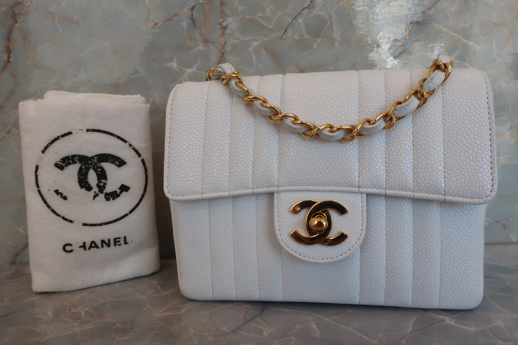 CHANEL/シャネル マドモアゼルミニチェーンショルダーバッグ キャビアスキン ホワイト/ゴールド金具 ショルダーバッグ 600080016