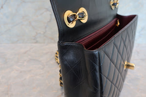 CHANEL Medium Matelasse single flap chain shoulder bag Lambskin Black/Gold hadware Shoulder bag 700100060