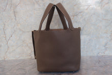 将图片加载到图库查看器，HERMES PICOTIN LOCK MM Clemence leather Etoupe gray Z刻印 Hand bag 700120214
