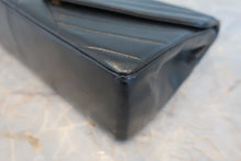 Load image into Gallery viewer, CHANEL  Bias stitch chain shoulder bag Lambskin Black/Gold hadware Shoulder bag 800060177
