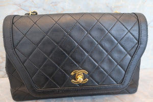 CHANEL Matelasse chain shoulder bag Lambskin Black/Gold hadware Shoulder bag 700100025