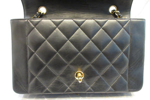 CHANEL/シャネル ダイアナマトラッセチェーンショルダーバッグ ラムスキン ブラック/ゴールド金具 ショルダーバッグ 700090032