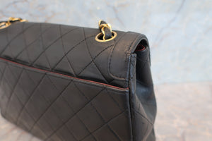 CHANEL Matelasse chain shoulder bag Lambskin Black/Gold hadware Shoulder bag 700100025