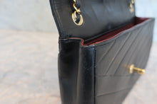 Load image into Gallery viewer, CHANEL  Bias stitch chain shoulder bag Lambskin Black/Gold hadware Shoulder bag 800060177
