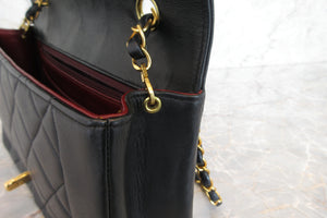CHANEL/シャネル ダイアナマトラッセチェーンショルダーバッグ ラムスキン ブラック/ゴールド金具 ショルダーバッグ 700070064