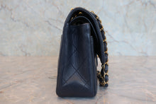 将图片加载到图库查看器，CHANEL/香奈儿 CF 双盖 链条包 羊皮 Navy/Gold Hardware(藏蓝色/金色金属) 肩背包 800090120
