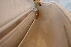 CHANEL Mademoiselle mini chain shoulder bag Caviar skin White/Gold hadware Shoulder bag 600080016