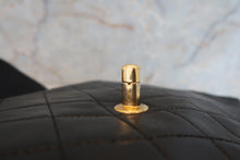 Load image into Gallery viewer, CHANEL Matelasse chain shoulder bag Lambskin Black/Gold hadware Shoulder bag 700100025
