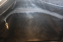 画像をギャラリービューアに読み込む, CHANEL/シャネル ココマークチェーンショルダーバッグ キャビアスキン ブラック/ゴールド金具 ショルダーバッグ 800010182
