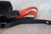 將圖片載入圖庫檢視器 HERMES／エルメス ピコタンロックエクラGM トリヨンクレマンス/ヴォースイフト ブルーニュイ/オレンジポピー X刻印 ハンドバッグ 700120224
