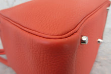 Load image into Gallery viewer, HERMES LINDY 30Verso Clemence leather Sanguine/Rose jaipur T Engraving Shoulder bag 700070087
