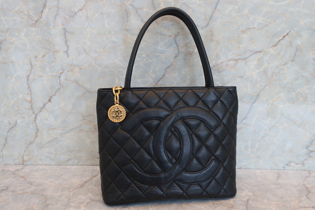 CHANEL/香奈儿 复刻 托特包 荔枝皮 Black/Gold hadware(黑色/金色金属) 托特包 700090080
