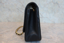 将图片加载到图库查看器，CHANEL/香奈儿 戴妃 CF 链条包 羊皮 Black/Gold hadware(黑色/金色金属) 肩背包 800080187
