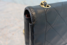 将图片加载到图库查看器，CHANEL/香奈儿 戴妃 CF 链条包 羊皮 Black/Gold hadware(黑色/金色金属) 肩背包 800080187
