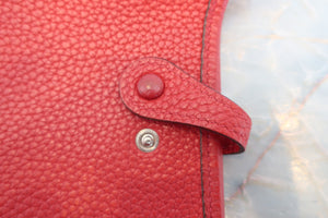 HERMES／エルメス エブリンTPM トリヨンクレマンス ルージュカザック □Q刻印 ショルダーバッグ 700050147