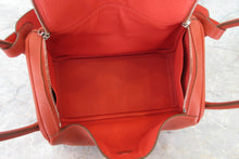 Load image into Gallery viewer, HERMES LINDY 30Verso Clemence leather Sanguine/Rose jaipur T Engraving Shoulder bag 700070087
