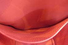 Load image into Gallery viewer, HERMES LINDY 30Verso Clemence leather Sanguine/Rose jaipur T Engraving Shoulder bag 700070087
