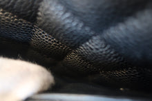 画像をギャラリービューアに読み込む, CHANEL/シャネル ミニマトラッセシングルフラップチェーンショルダーバッグ キャビアスキンブラック/ゴールド金具  ショルダーバッグ 800020041
