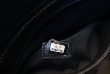 将图片加载到图库查看器，CHANEL/香奈儿 复刻 托特包 荔枝皮 Black/Gold hadware(黑色/金色金属) 托特包 700090080
