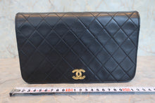将图片加载到图库查看器，CHANEL/香奈儿 CF 按压锁 链条包 羊皮 Black/Gold Hardware(黑色/金色金属) 肩背包 800090091
